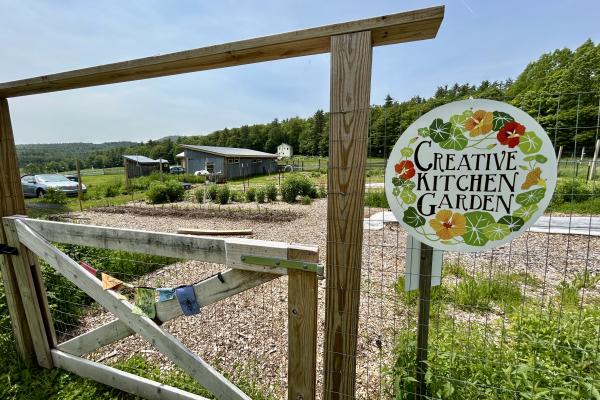 DaCy Meadow Farm welcomes you.