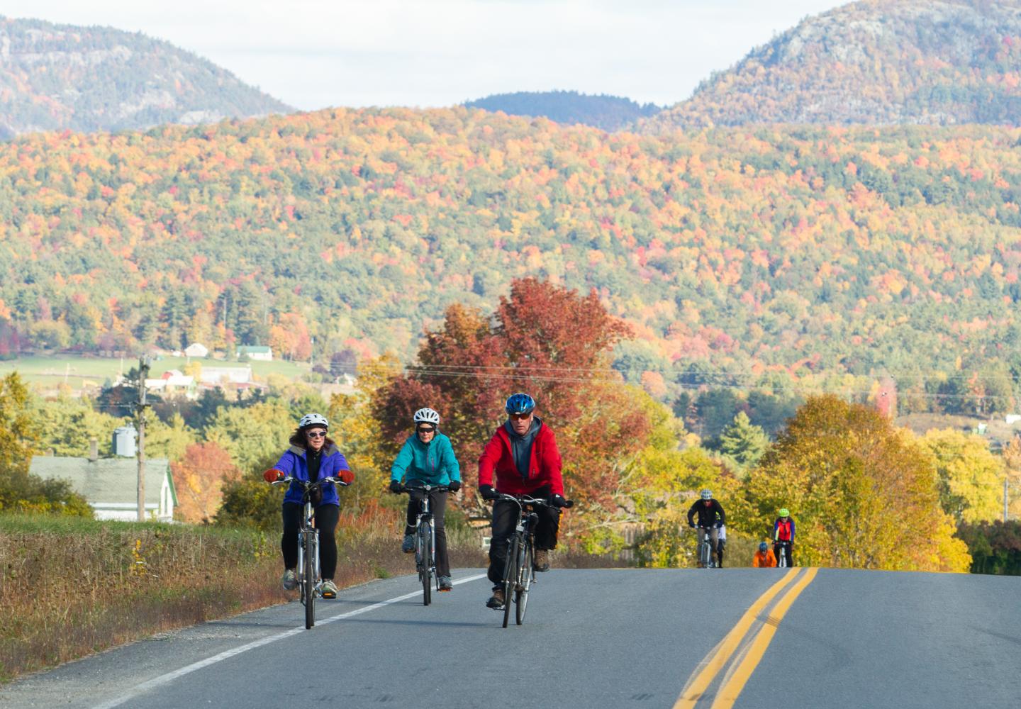 Riders head out on the 2022 Bike the Barns route.