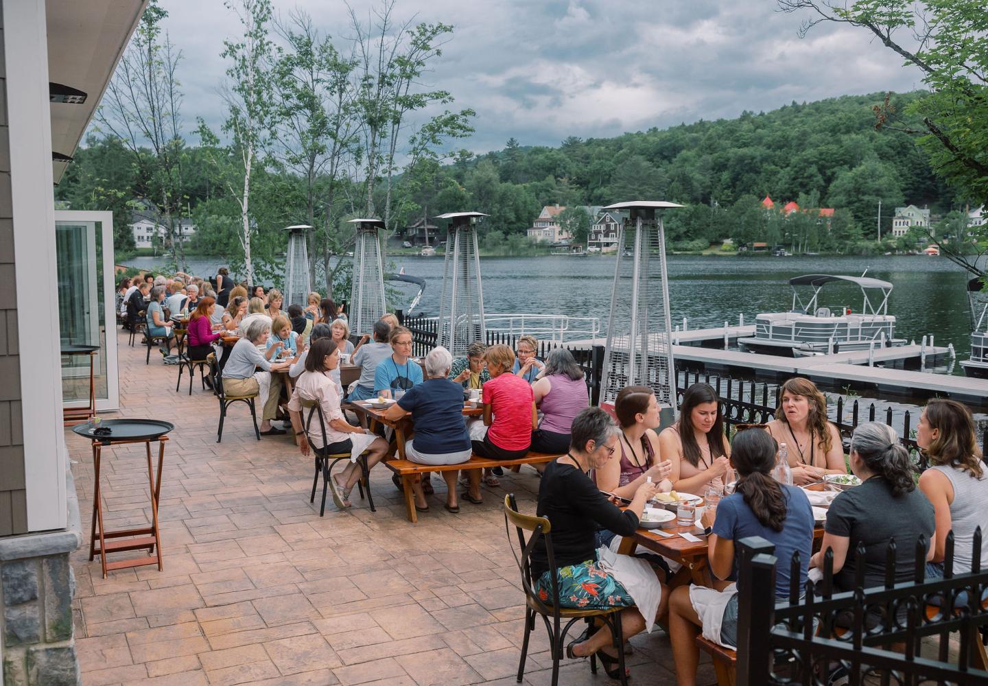 A fine dinner on the Boathouse Pub terrace to kick off the weekend. 